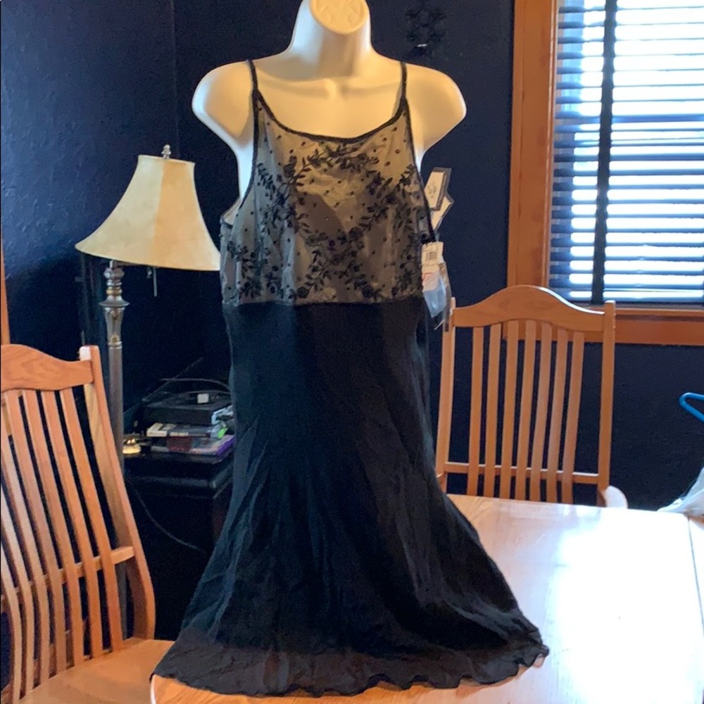 Sleeveless slip dress with beads